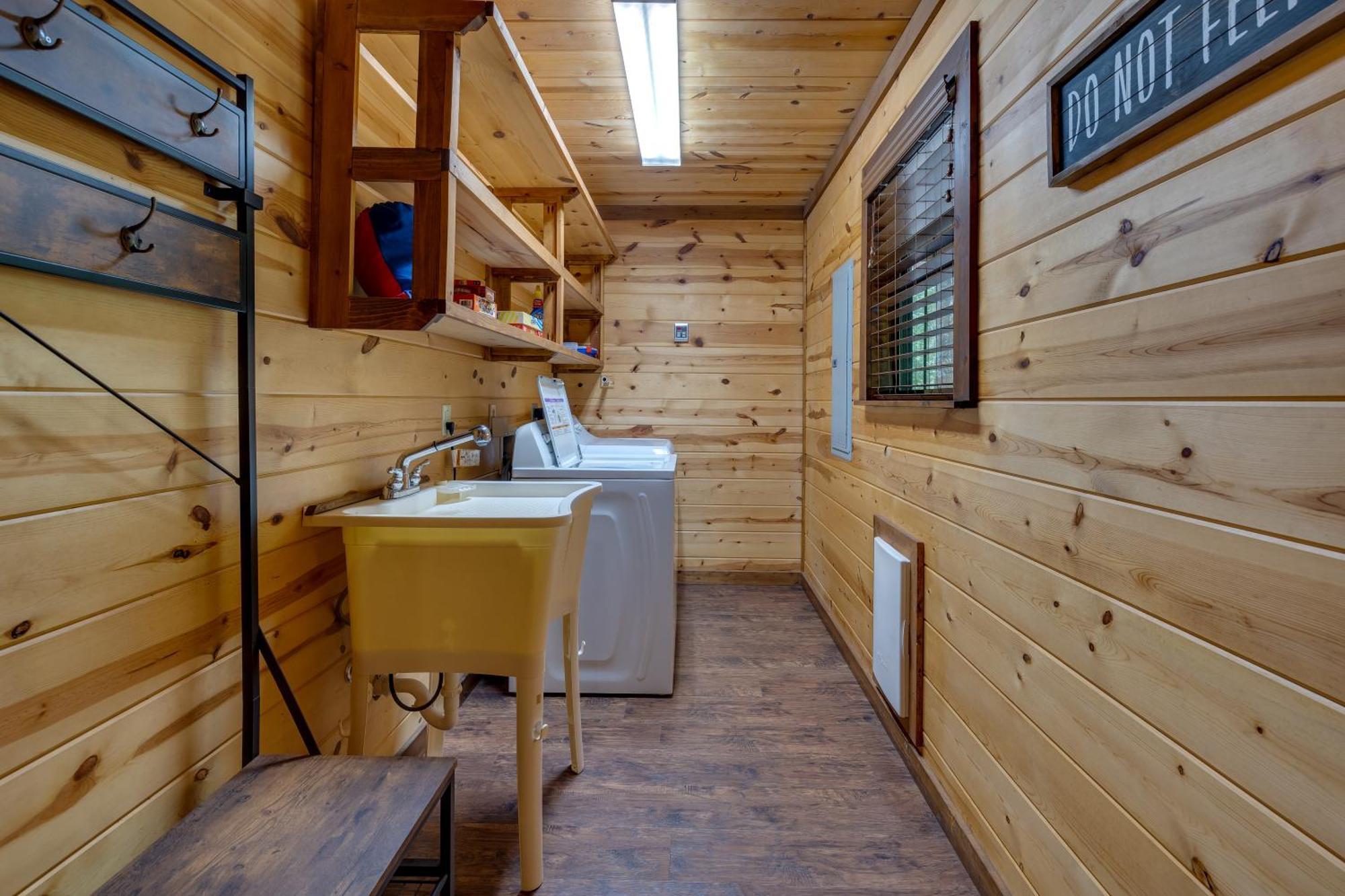 Cross Timbers Cabin On The Grove'S 25-Acres Broken Bow Zewnętrze zdjęcie