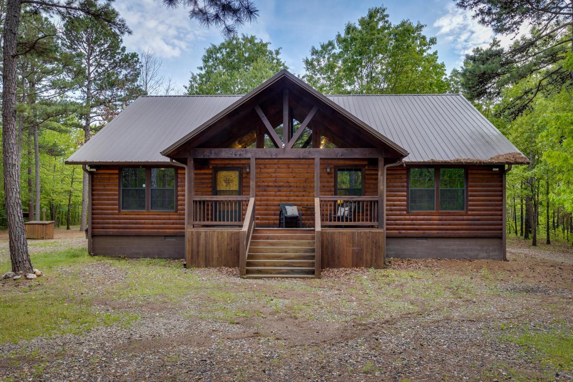 Cross Timbers Cabin On The Grove'S 25-Acres Broken Bow Zewnętrze zdjęcie