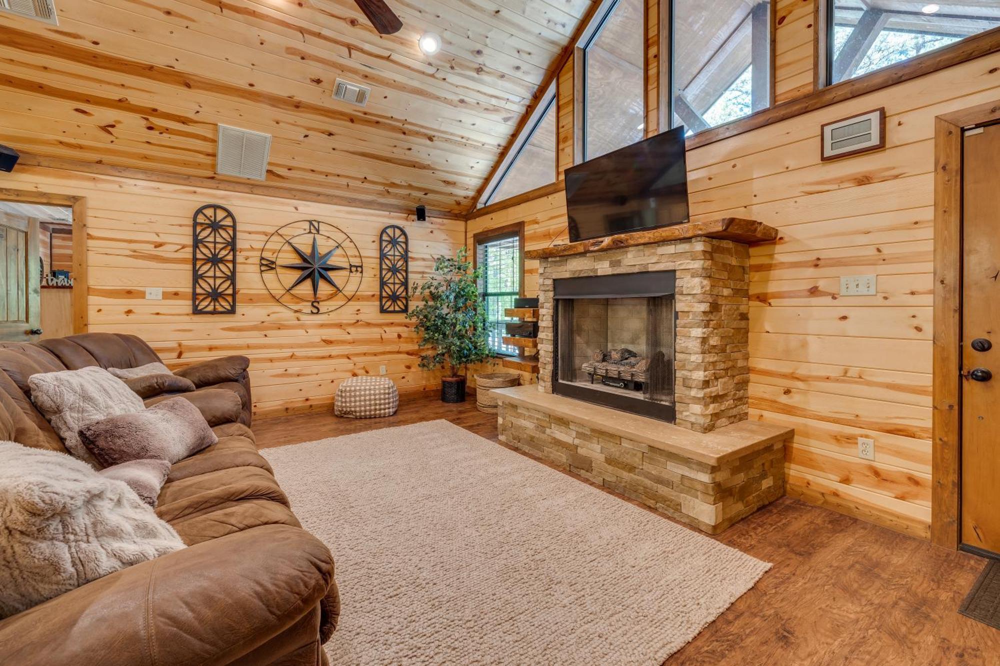Cross Timbers Cabin On The Grove'S 25-Acres Broken Bow Zewnętrze zdjęcie