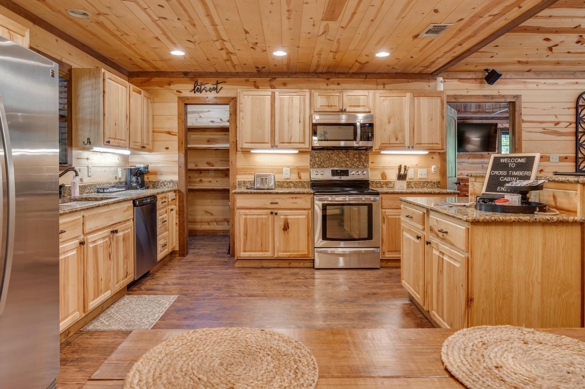 Cross Timbers Cabin On The Grove'S 25-Acres Broken Bow Zewnętrze zdjęcie
