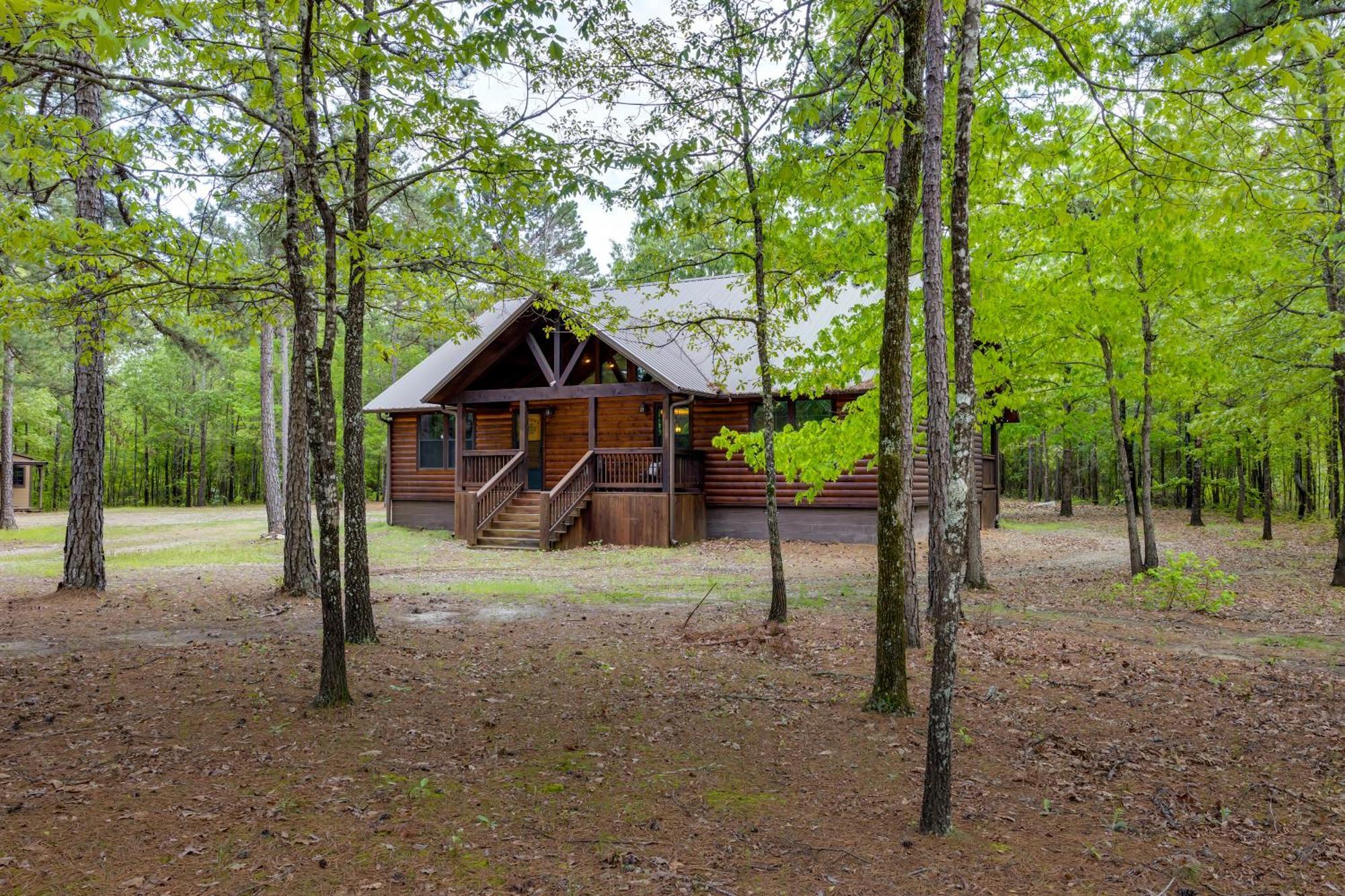 Cross Timbers Cabin On The Grove'S 25-Acres Broken Bow Zewnętrze zdjęcie